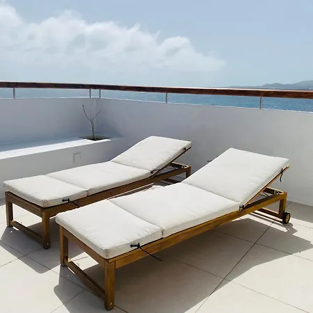 別荘 Casa Lucero アリエタ